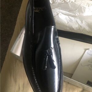 Bostonian Men's Black Leather Tassel Slip-On Loafers